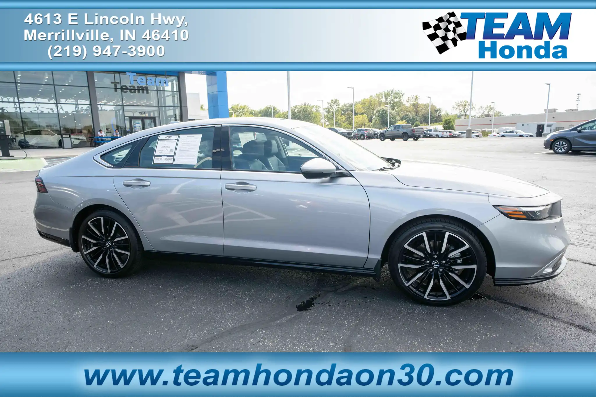 2023 Honda Accord Hybrid Touring's photo
