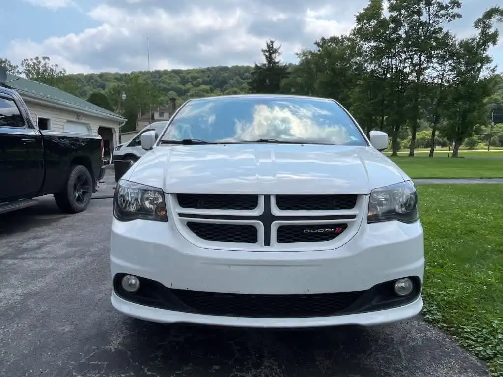 2018 Dodge Grand Caravan GT's photo