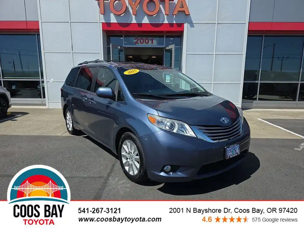 2015 Toyota Sienna XLE V6 AWD 7-Passenger's photo