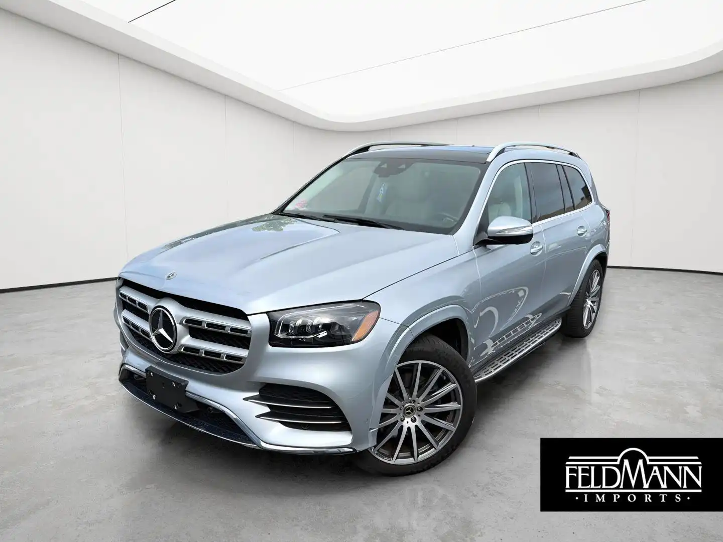 2023 Mercedes-Benz GLS GLS450's photo