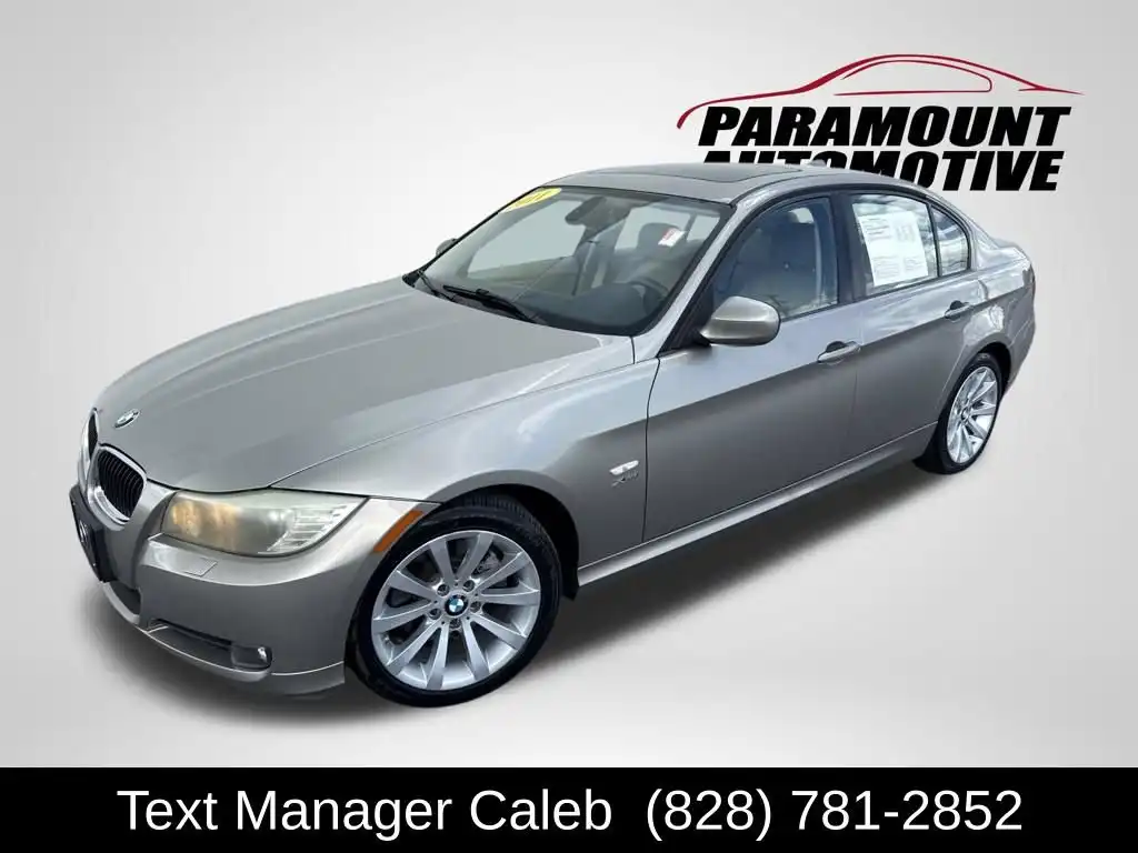 2011 BMW 3 Series 328i xDrive Sedan SULEV's photo