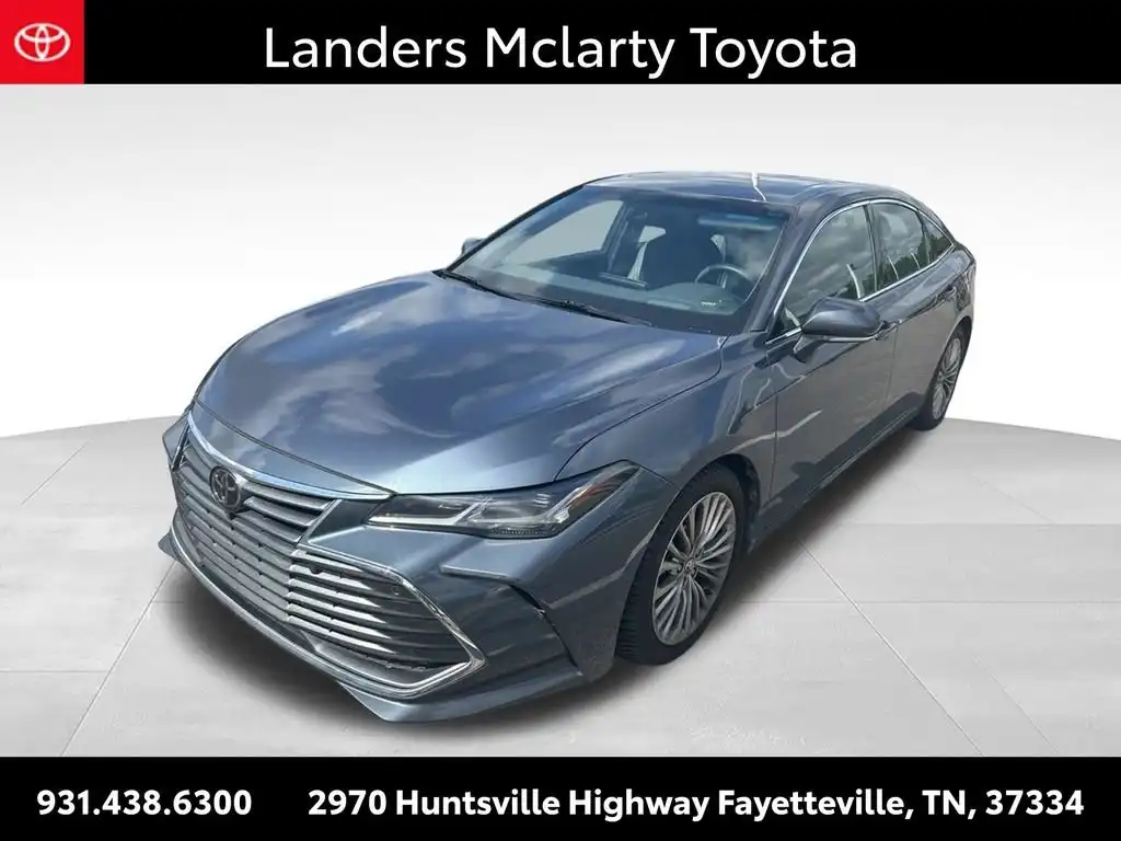 2020 Toyota Avalon Limited's photo
