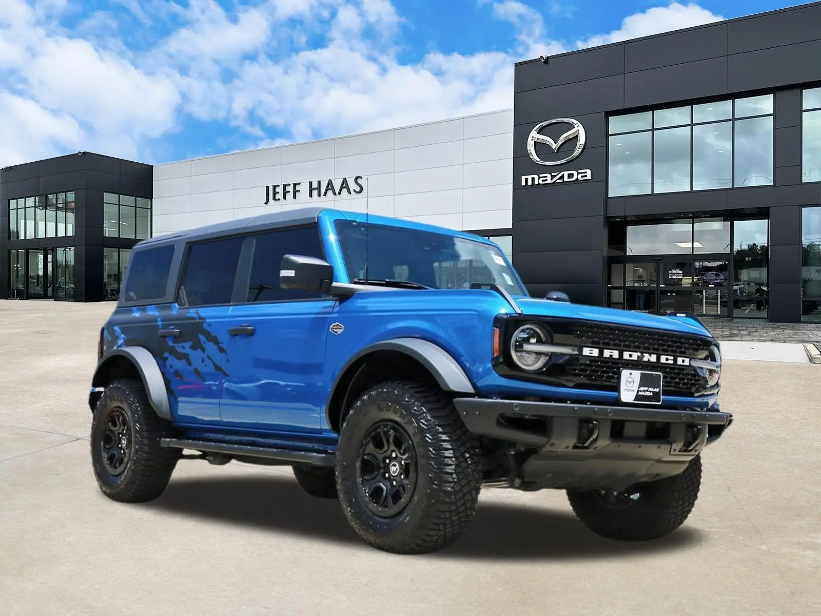 2024 Ford Bronco Wildtrak 4x4 photo 4