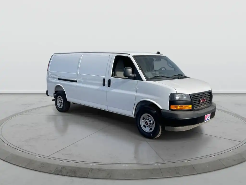 2025 GMC Savana 2500 Ext WB's photo
