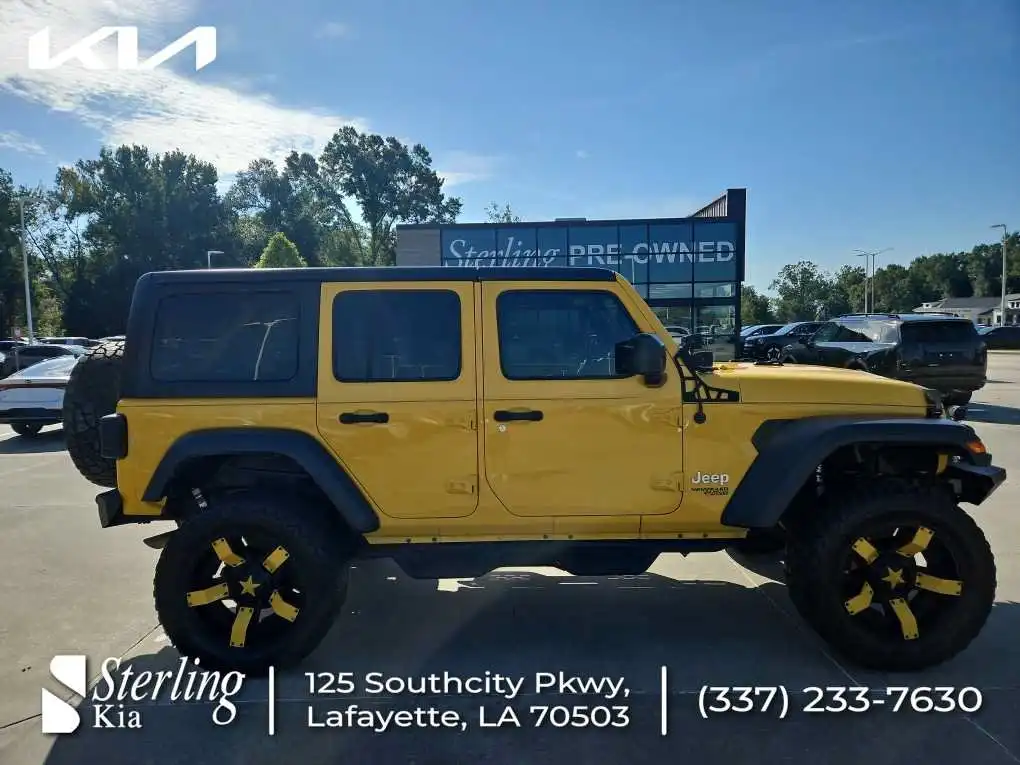 2019 Jeep Wrangler Sport S's photo