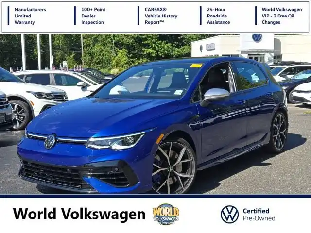 2023 Volkswagen Golf R 4-Door's photo