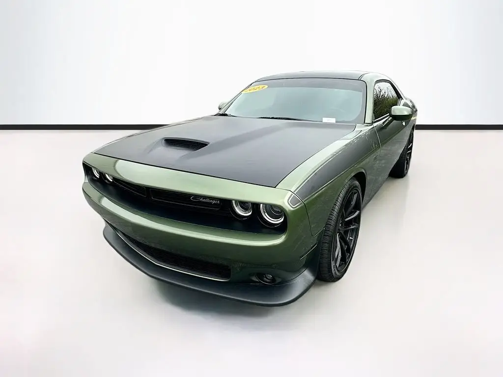 2023 Dodge Challenger R/T Scat Pack photo 5