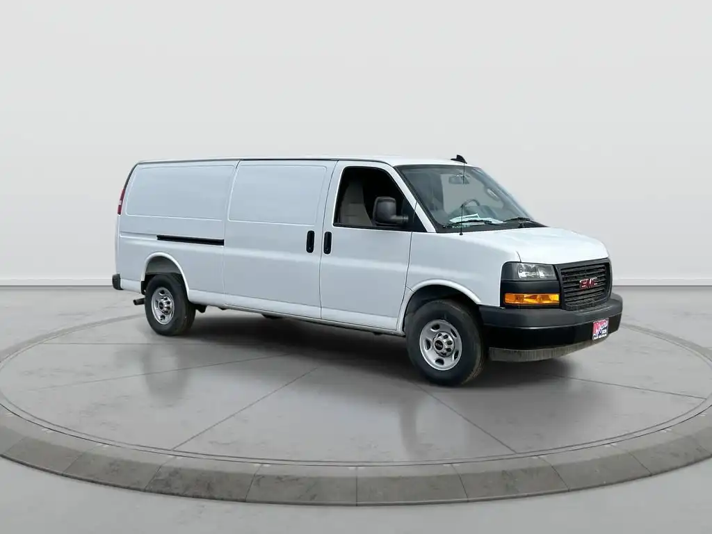 2025 GMC Savana 2500 Ext WB's photo