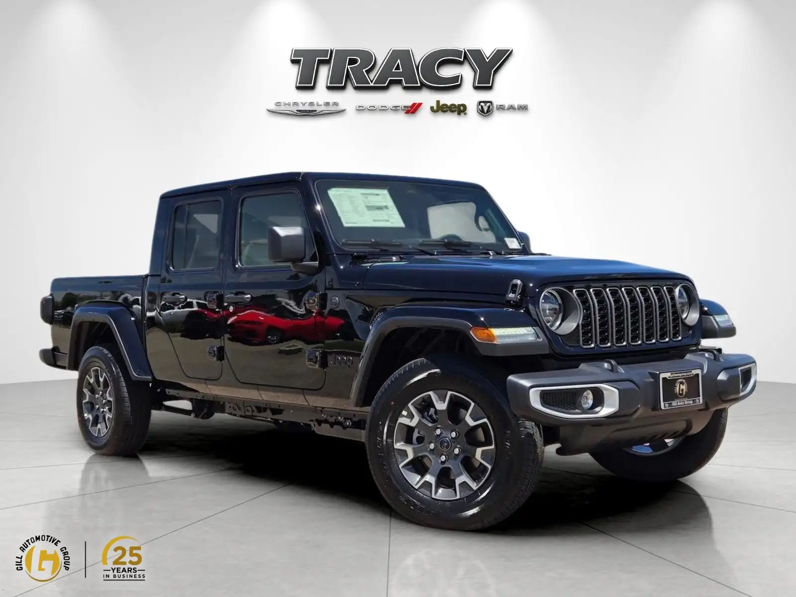2026 Jeep Gladiator Sahara Auto's photo