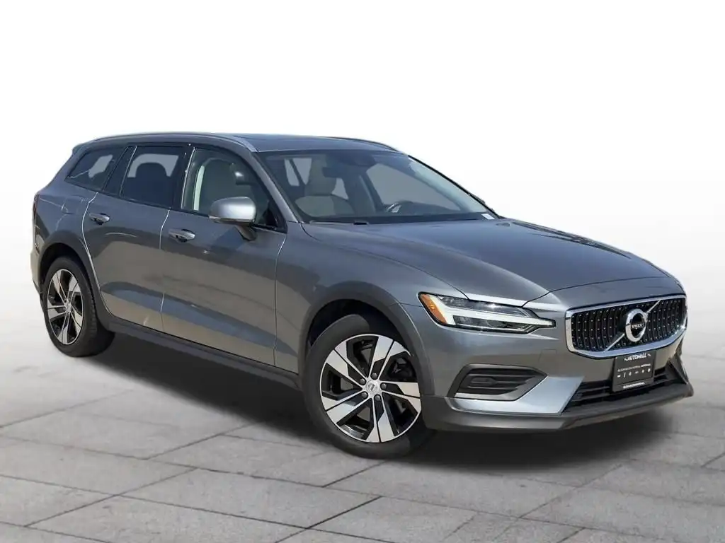 2020 Volvo V60 Cross Country T5 AWD Cross Country's photo