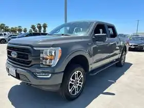 2021 Ford F-150 XLT 4WD SuperCrew 5-1/2' Box's photo