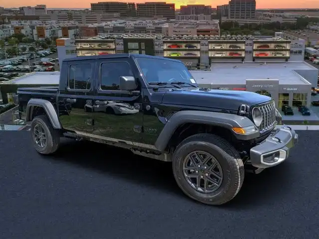 2026 Jeep Gladiator Sport S Auto's photo