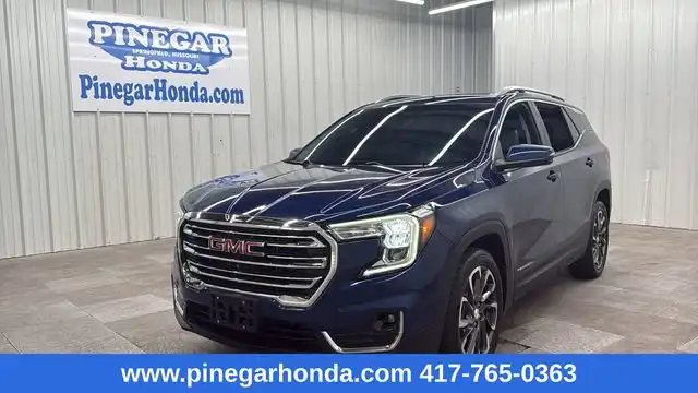 2022 GMC Terrain SLT FWD's photo