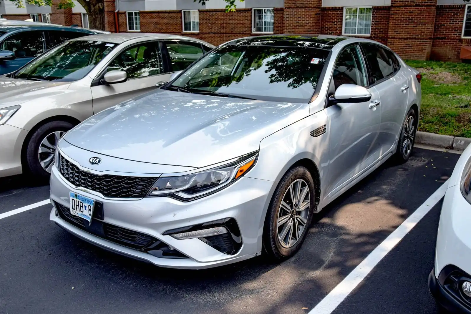 2020 Kia Optima EX Premium AT's photo