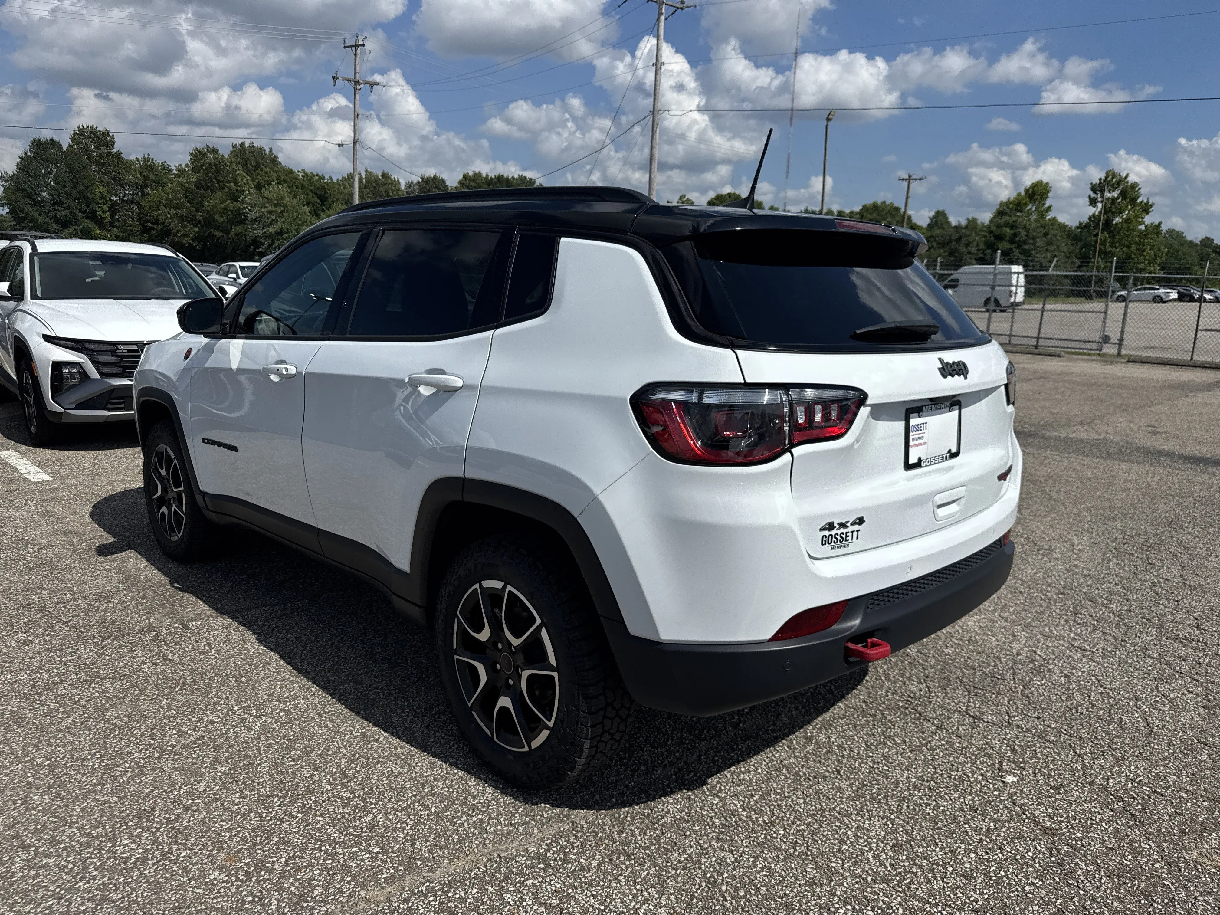 2025 Jeep Compass Trailhawk 4X4 photo 3