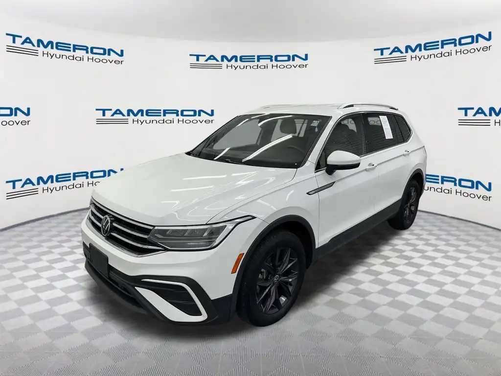 2022 Volkswagen Tiguan 2.0T SE's photo