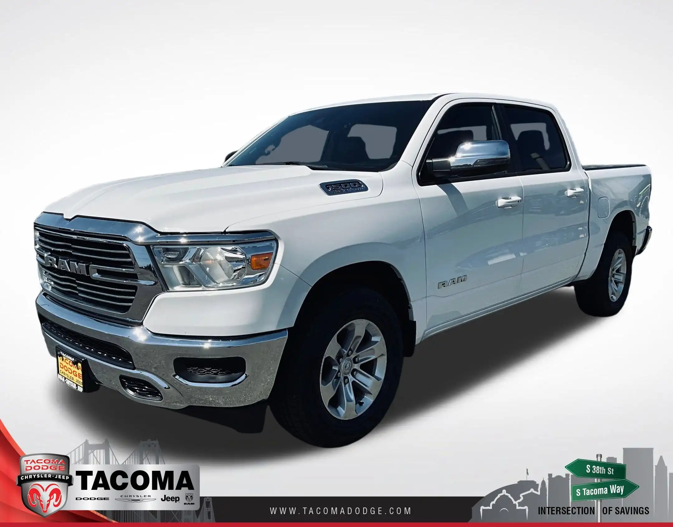 2024 RAM 1500 Laramie 4x4 Crew Cab 5'7's photo