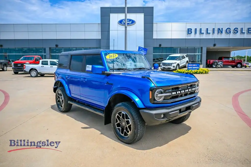 2023 Ford Bronco Outer Banks 4x4's photo