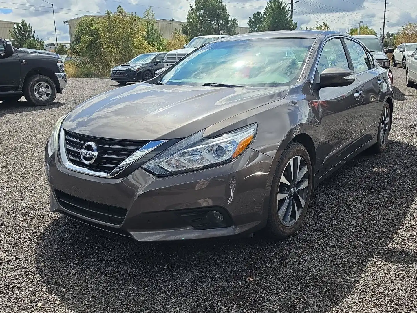 2016 Nissan Altima 2.5 SV's photo