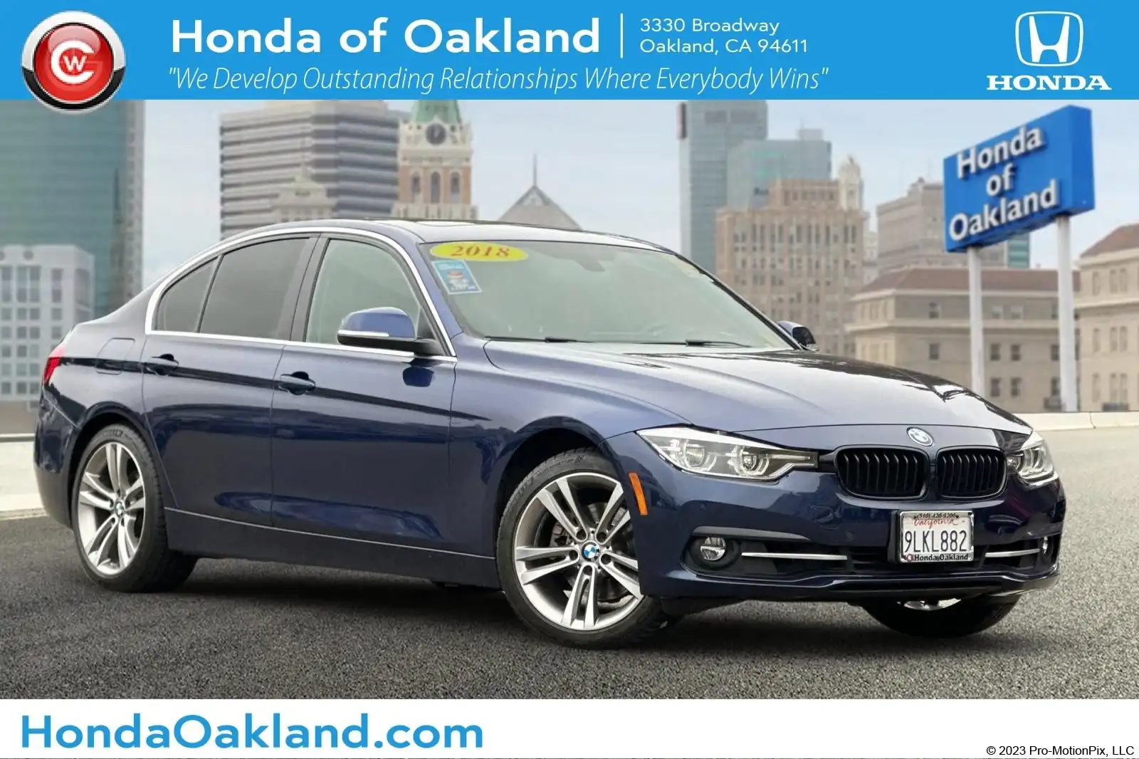 2018 BMW 3 Series 330i Sedan's photo