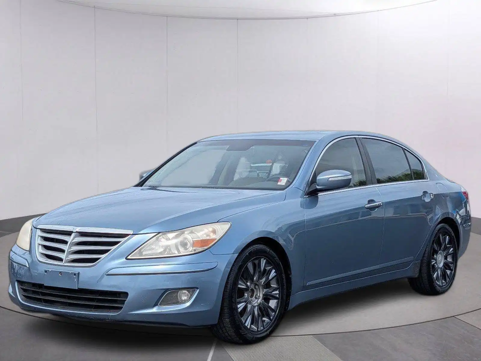 2009 Hyundai Genesis 3.8's photo