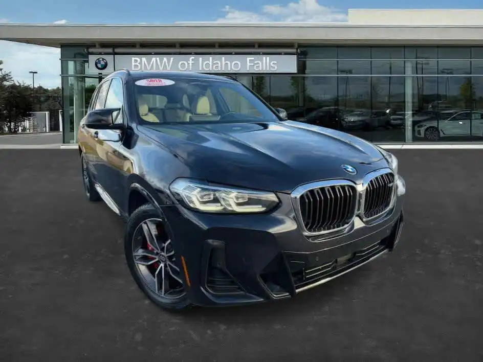 2022 BMW X3 M40i's photo