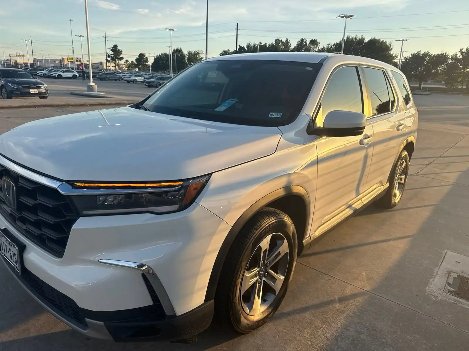 2025 Honda Pilot EX-L 2WD's photo