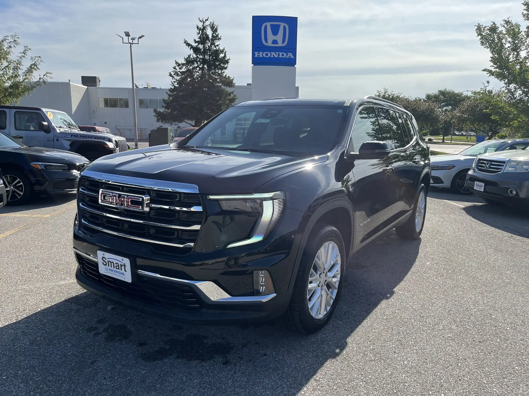 2026 GMC Acadia Elevation AWD's photo