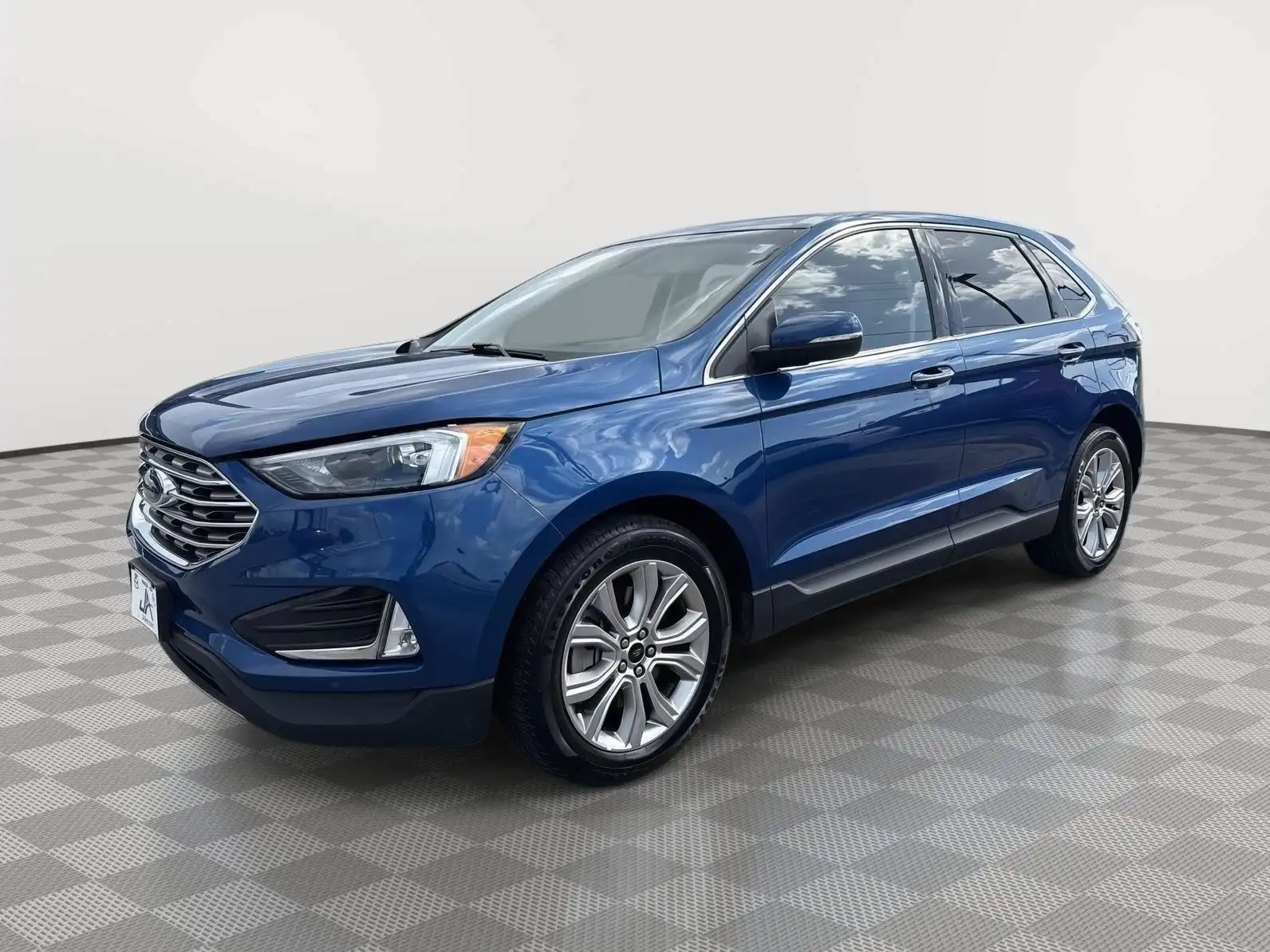 2024 Ford Edge Titanium AWD's photo