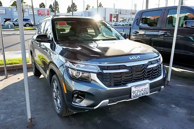 2024 Kia Seltos 2.0 S FWD's photo