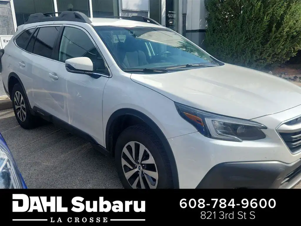 2021 Subaru Outback Premium's photo