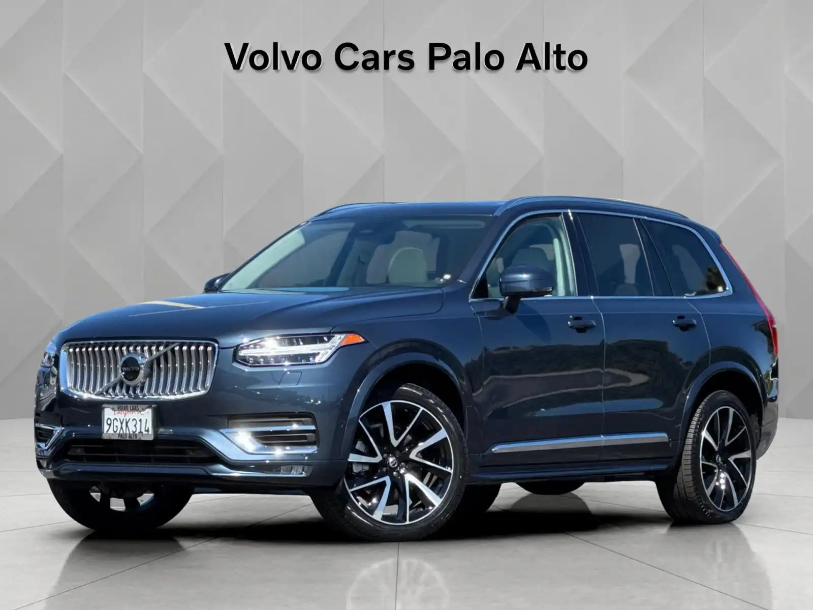 2023 Volvo XC90 B6 Plus 7-Seater 4WD's photo
