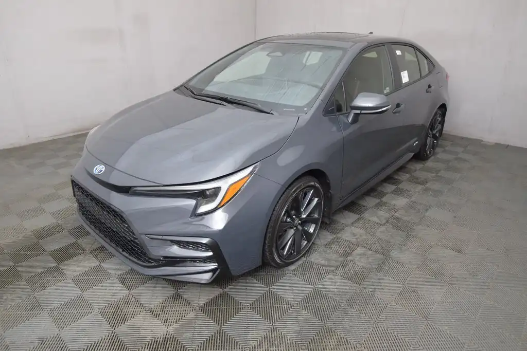 2025 Toyota Corolla SE Hybrid CVT AWD's photo