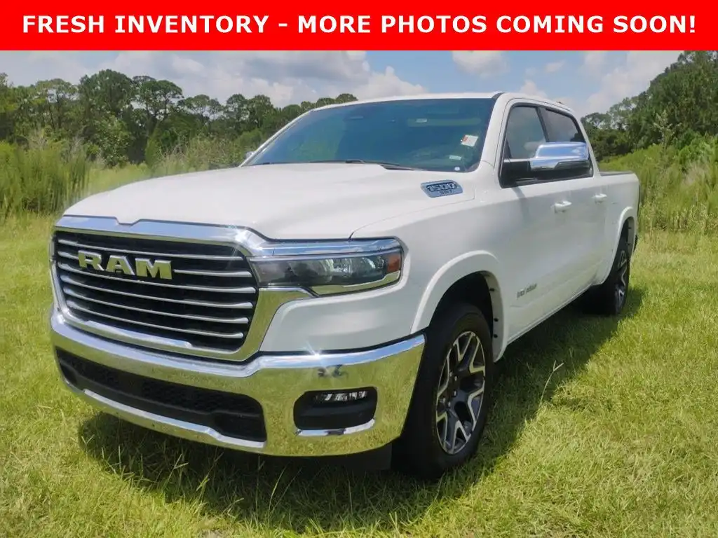 2025 RAM 1500 Laramie 4x4 Crew Cab 5'7's photo