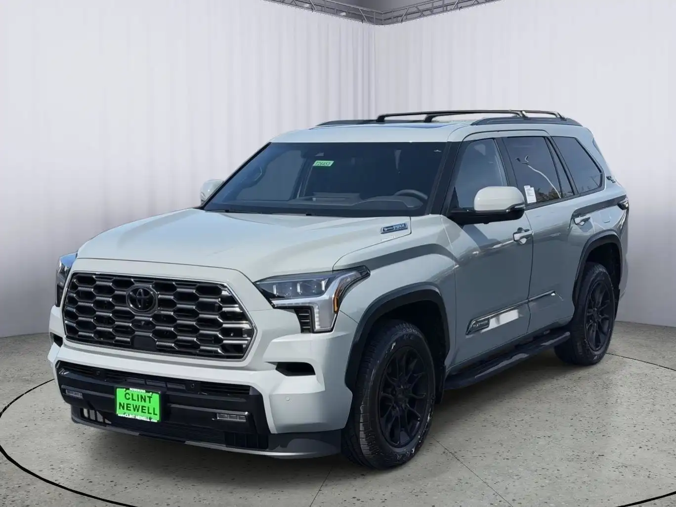 2026 Toyota Sequoia Platinum 4WD i-FORCE MAX Hybrid's photo