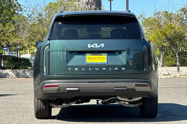 2027 Kia Telluride EX FWD photo 4