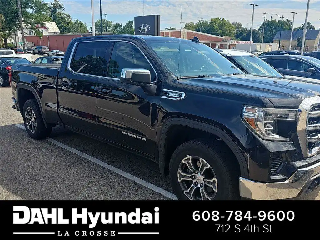 2021 GMC Sierra SLE 4WD Crew Cab Standard Box's photo