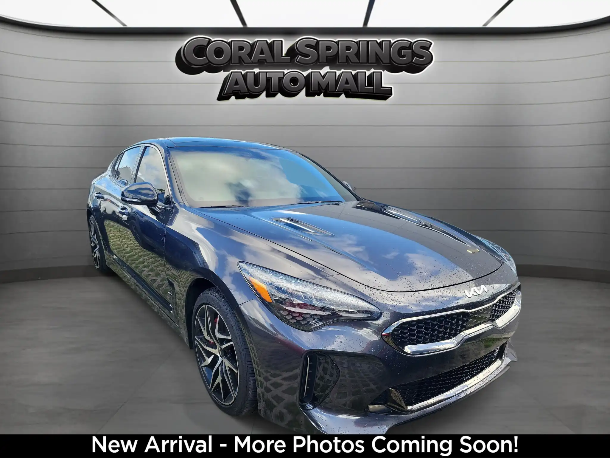 2023 Kia Stinger GT-Line's photo