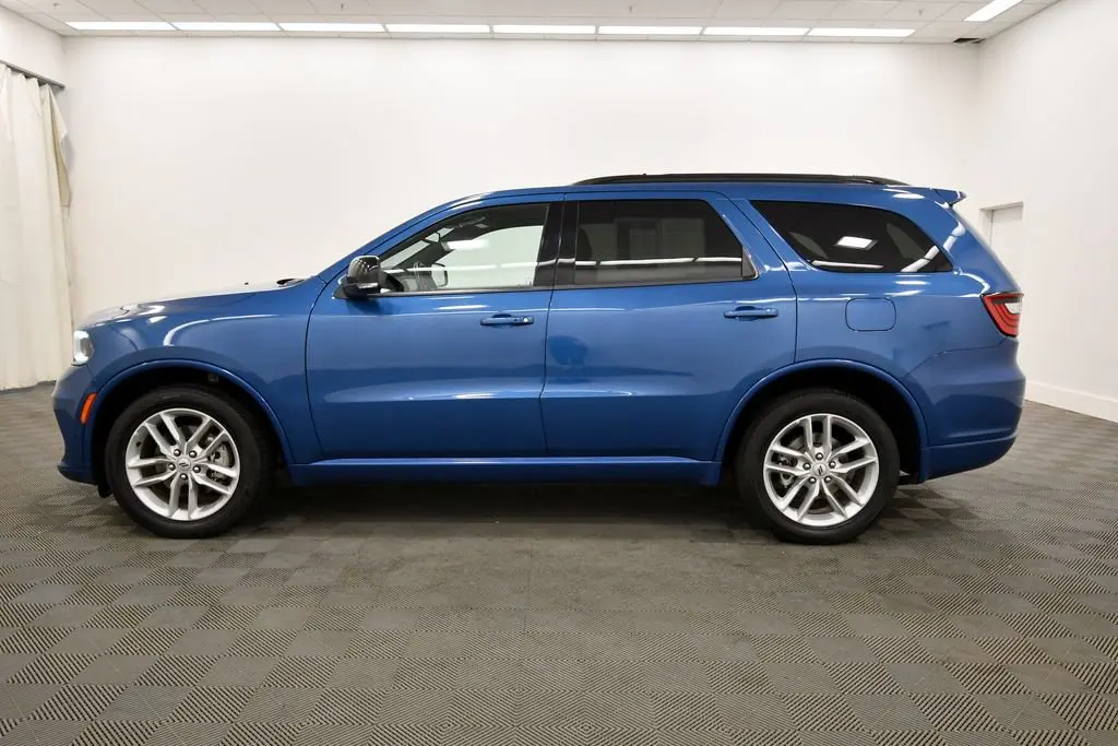 2025 Dodge Durango GT AWD Plus photo 4