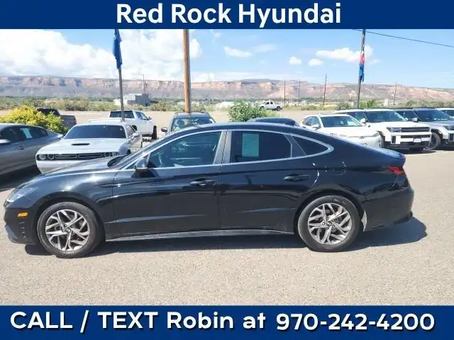 2021 Hyundai Sonata SEL's photo