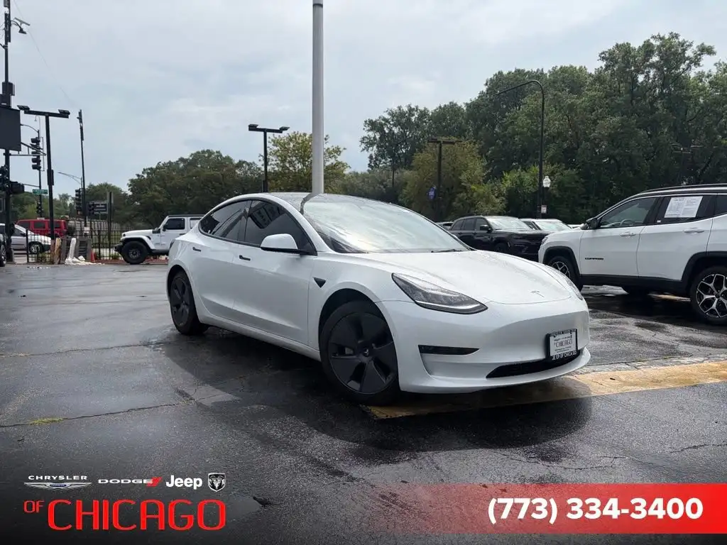 2022 Tesla Model 3 Long Range Dual Motor All-Wheel Drive's photo