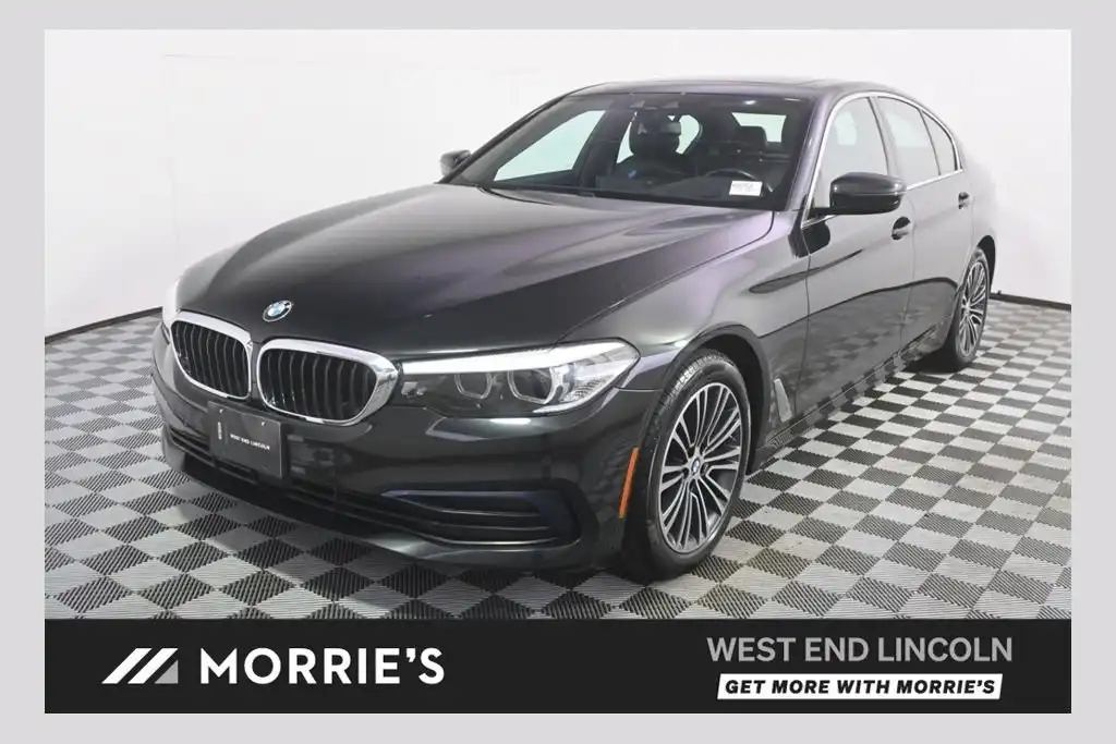 2019 BMW 5 Series 540i xDrive Sedan's photo