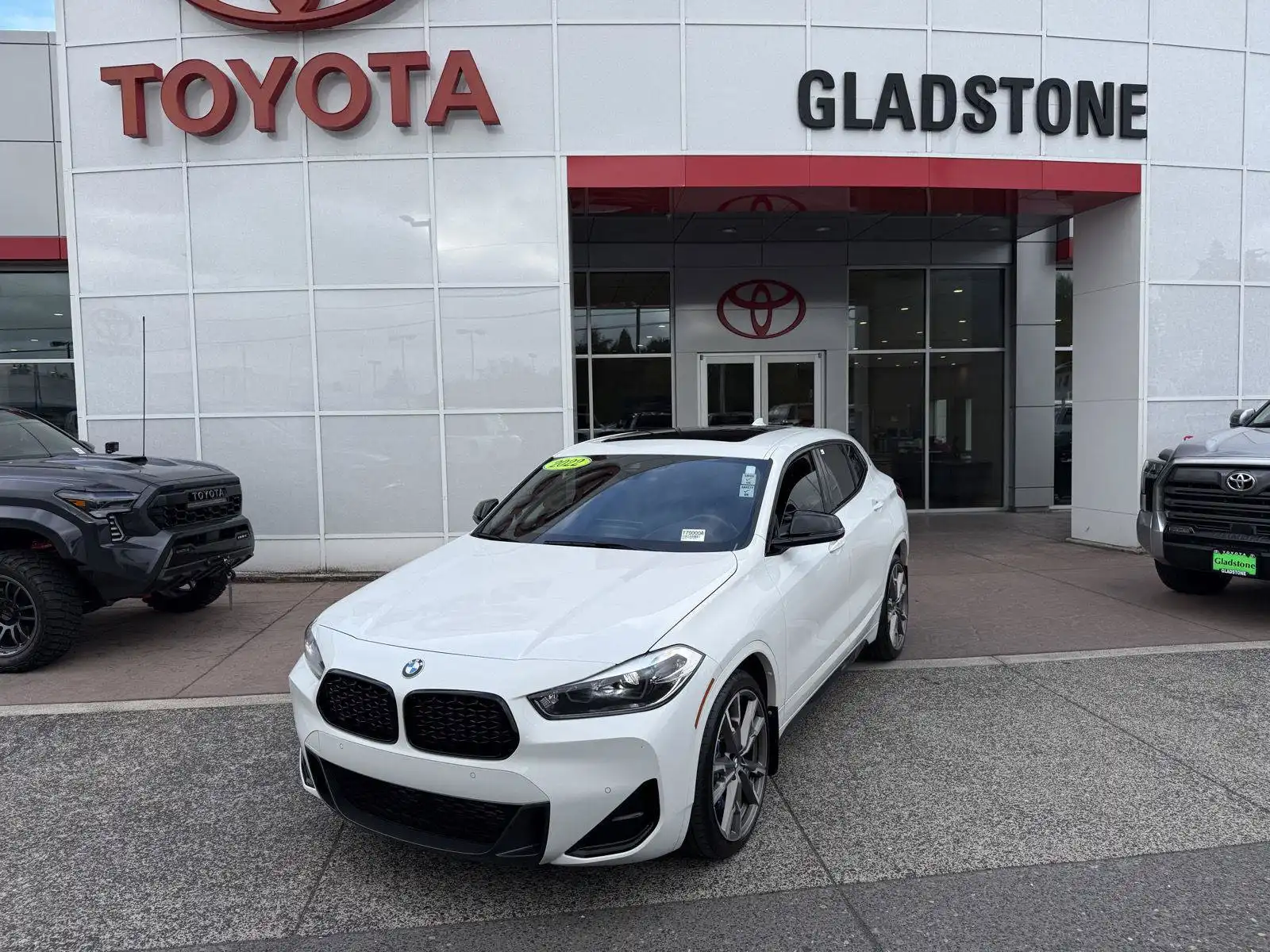 2022 BMW X2 M35i's photo