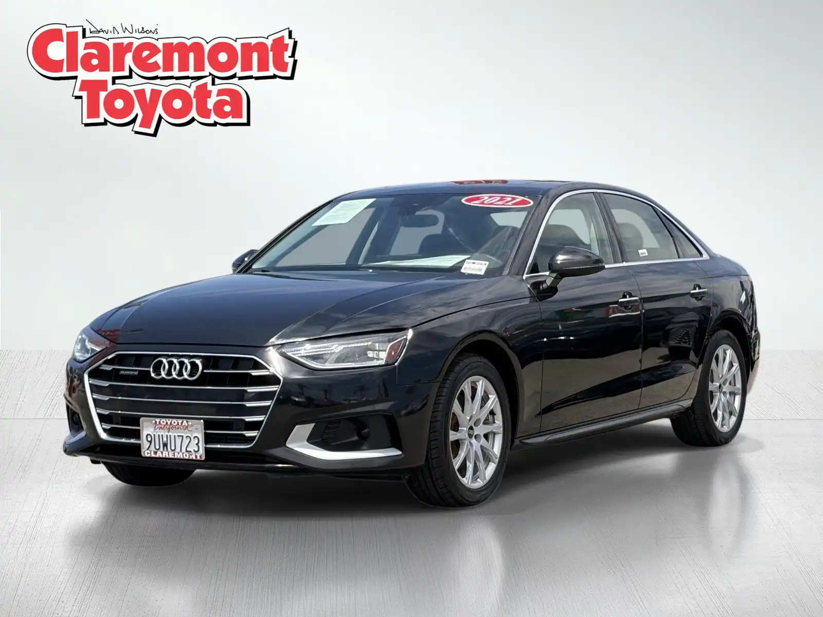 2021 Audi A4 40 quattro S tronic Premium's photo