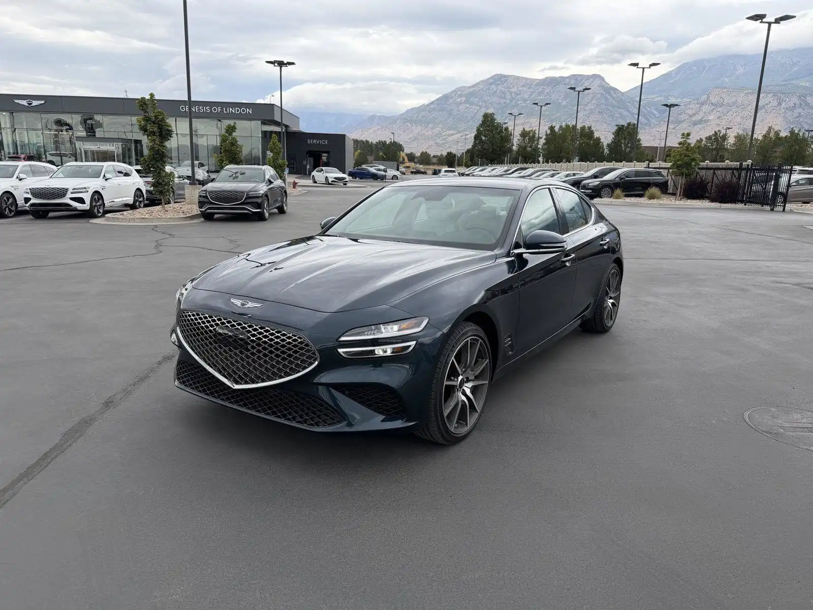 2024 Genesis G70 2.5T Standard AWD's photo