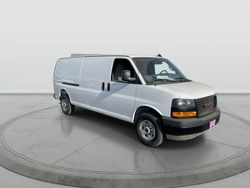 2025 GMC Savana 2500 Ext WB's photo