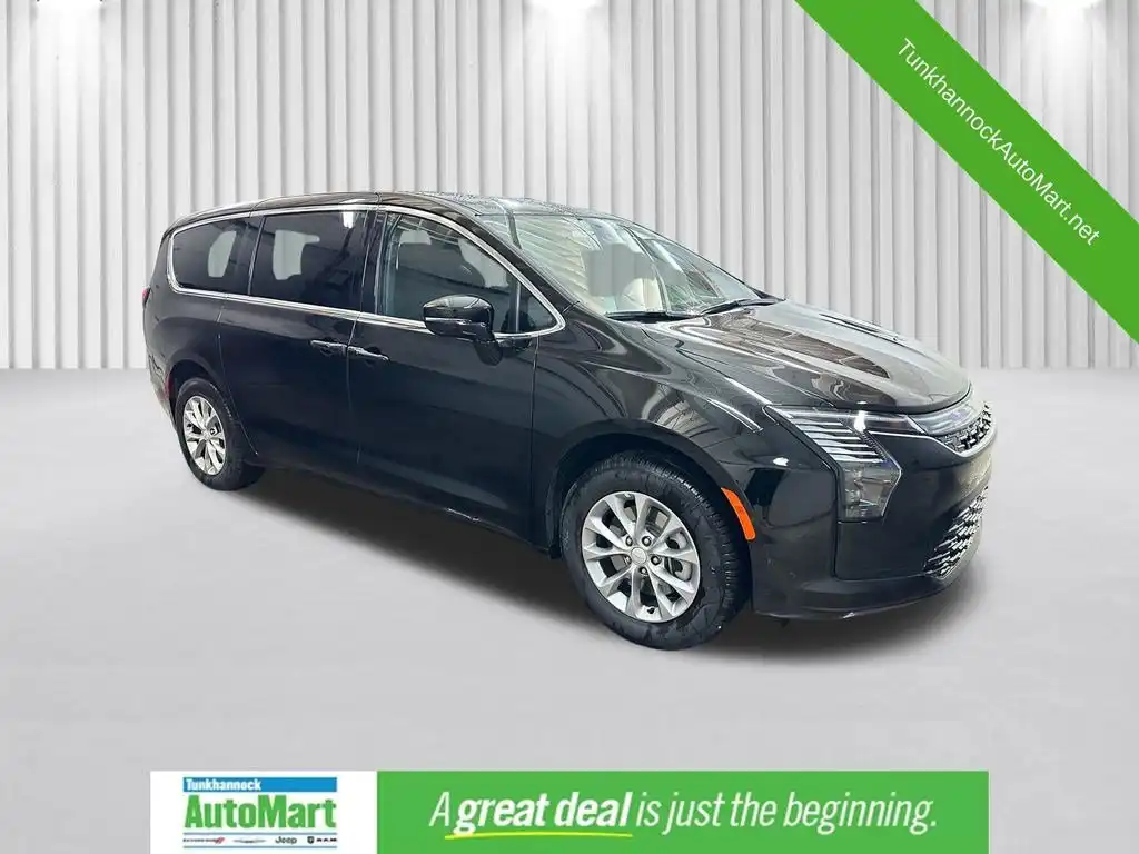 2027 Chrysler Pacifica Select AWD's photo