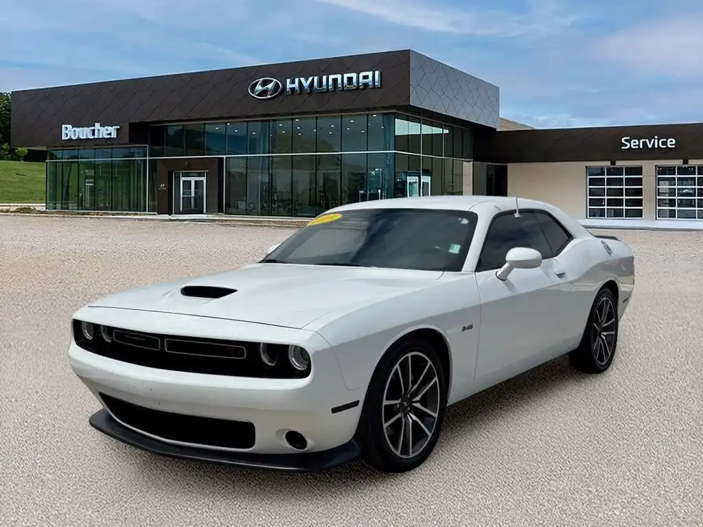 2023 Dodge Challenger R/T's photo
