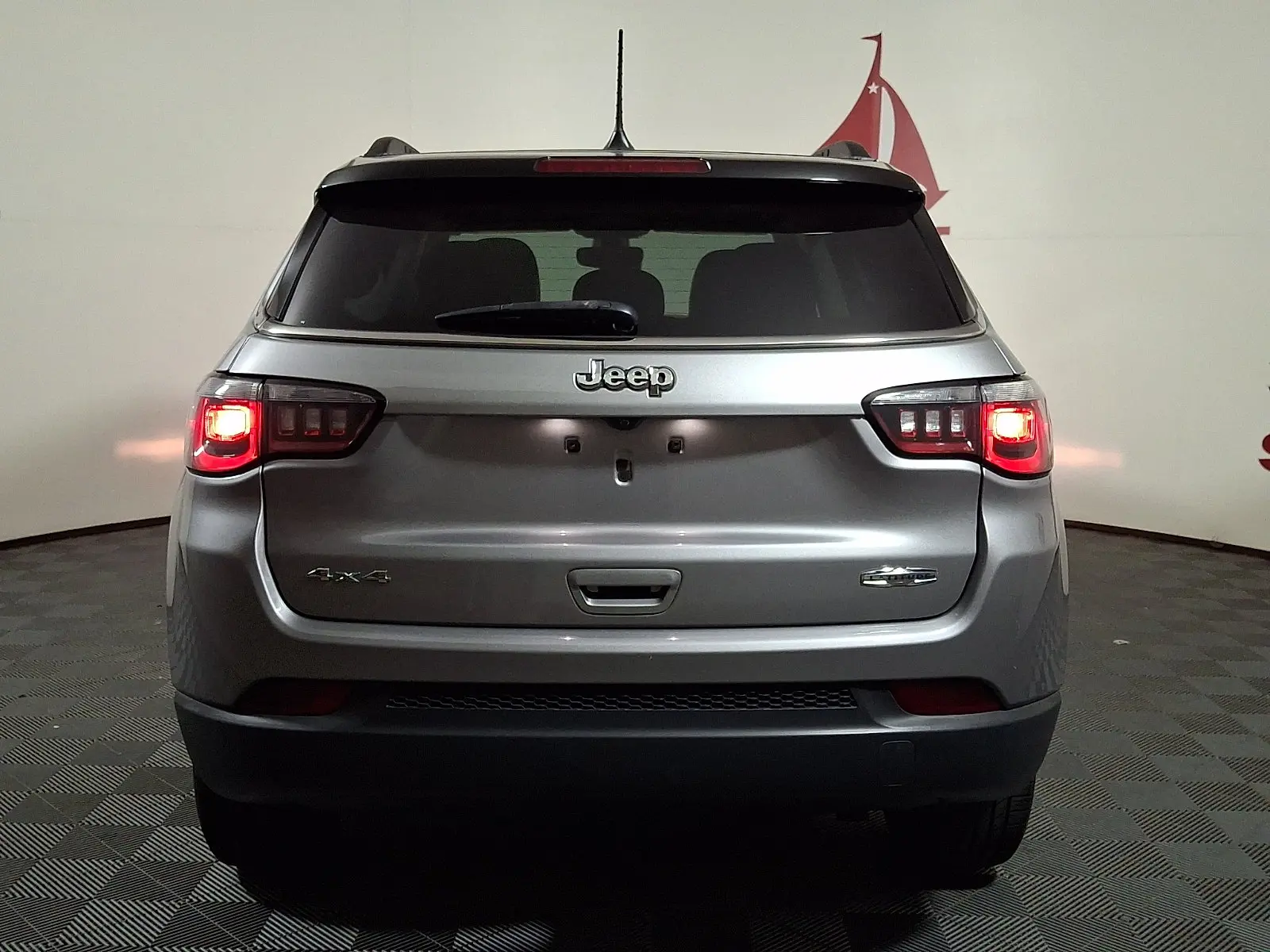 2018 Jeep Compass Latitude 4X4 photo 5