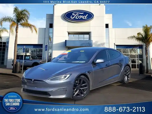 2022 Tesla Model S Long Range's photo